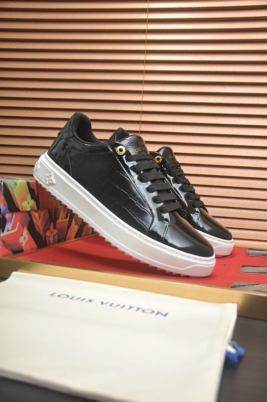 Men's shoes 💰540💶[LOUIS VUITTON] Original order price (water-dyed cowhide lining) new model 🍀LV Louis Vuitton * - top version of LV classic trendy shoes! Made of imported original cowhide, water-dyed cowhide lining, and original wear-resistant rubber outsole! High quality products! Code number 38-45 (45 is custom-made and cannot be returned or exchanged)